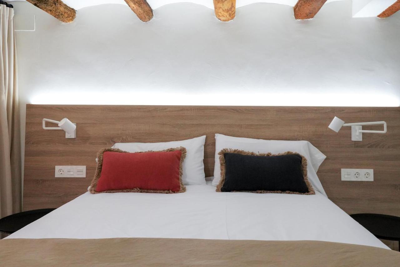 Apartaments La Rambla - Licorella - 4 Persones Cornudella de Montsant Kültér fotó